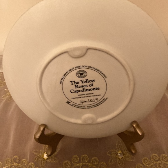 The Roses Of Capodimonte Limited Edition - Picture 6 of 10